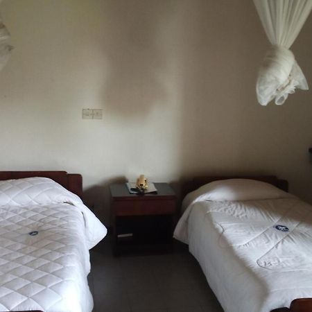 White Horse Inn Kabale المظهر الخارجي الصورة