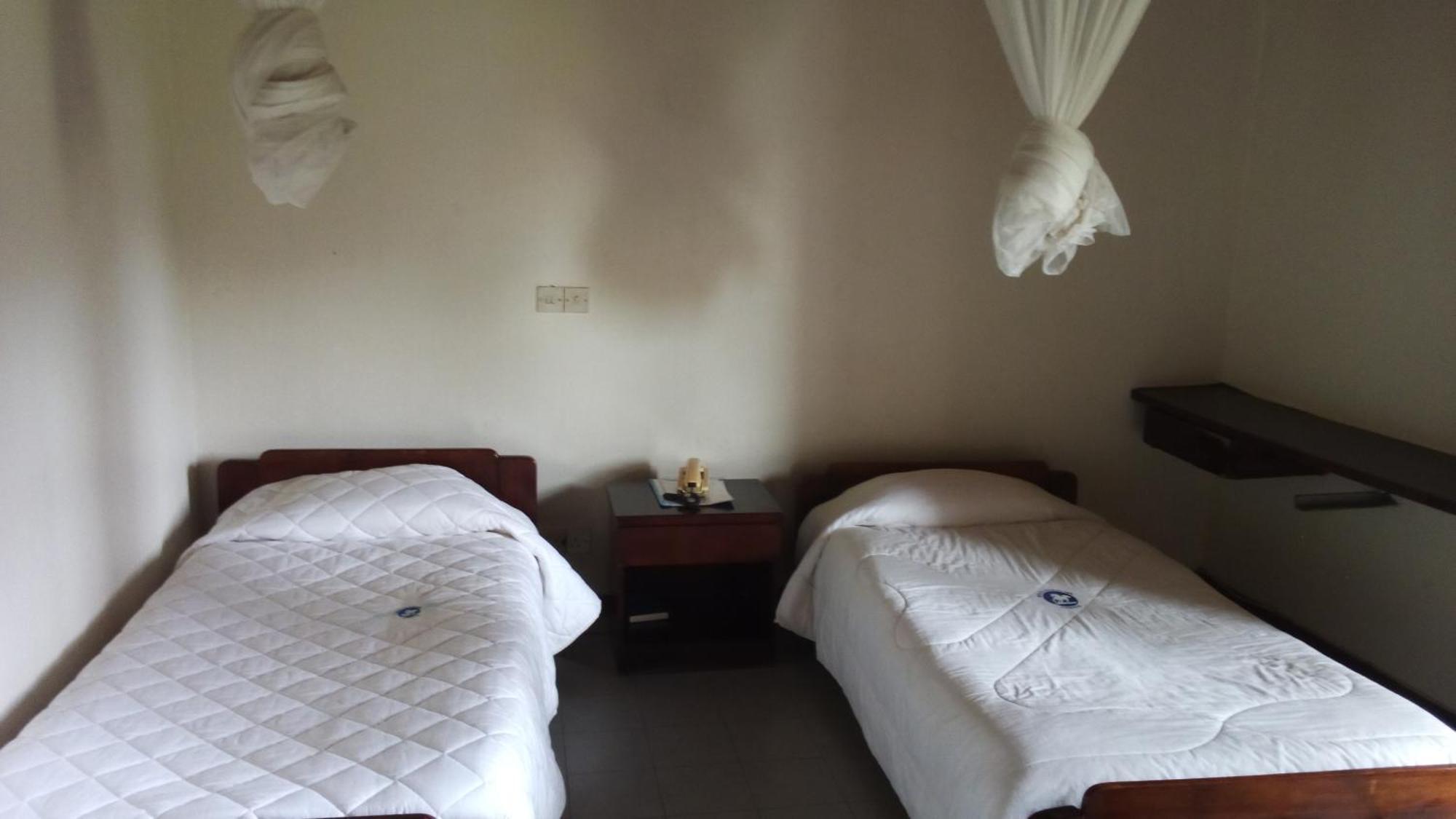 White Horse Inn Kabale المظهر الخارجي الصورة