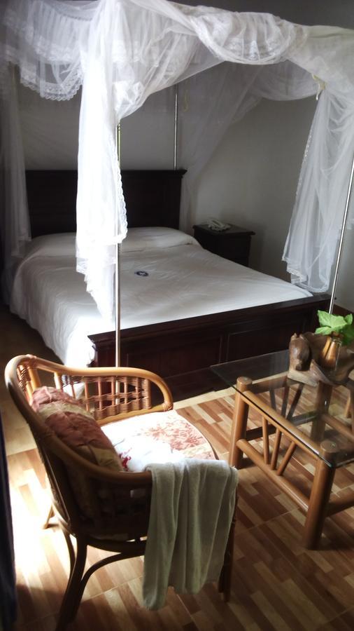 White Horse Inn Kabale المظهر الخارجي الصورة