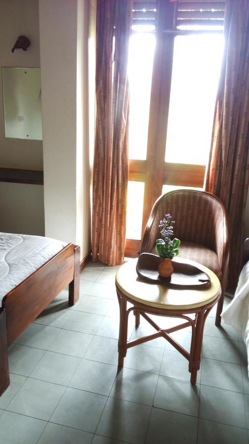 White Horse Inn Kabale المظهر الخارجي الصورة