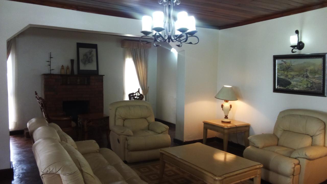 White Horse Inn Kabale المظهر الخارجي الصورة