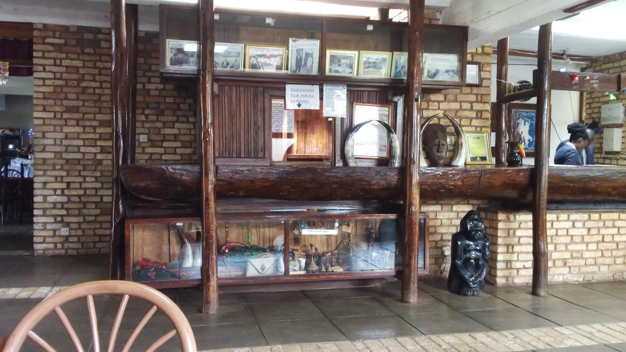 White Horse Inn Kabale المظهر الخارجي الصورة