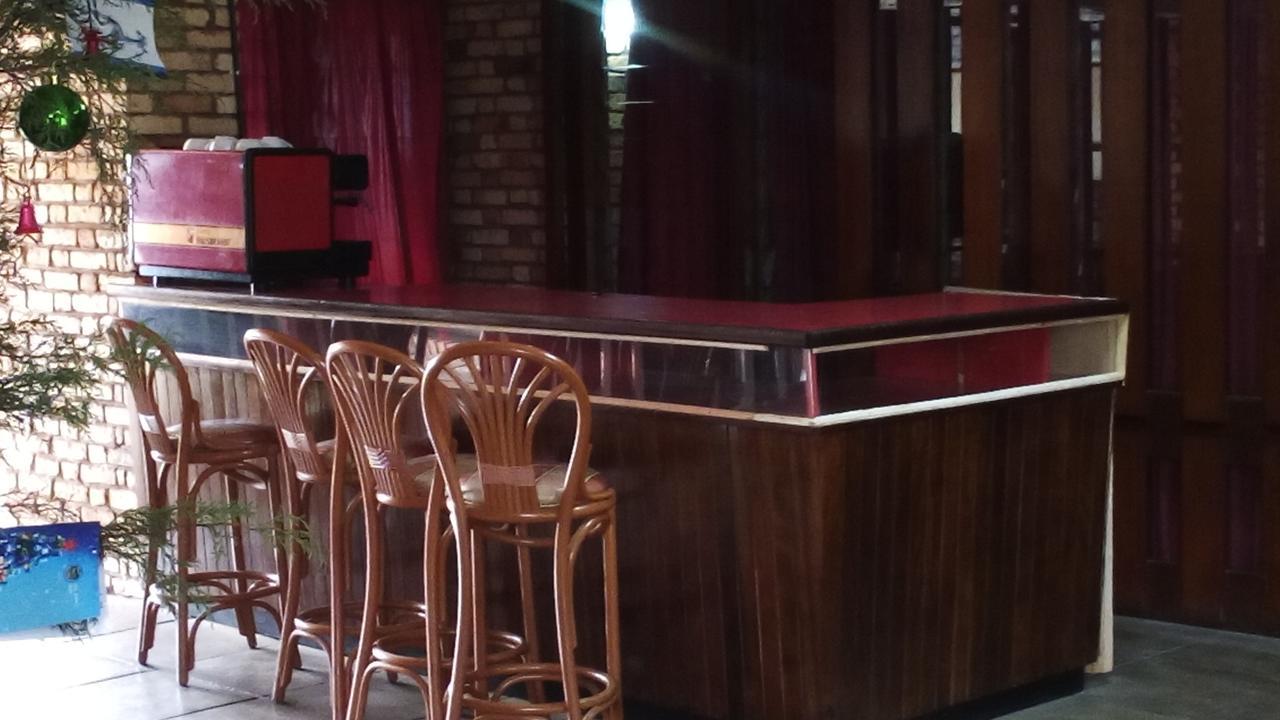 White Horse Inn Kabale المظهر الخارجي الصورة